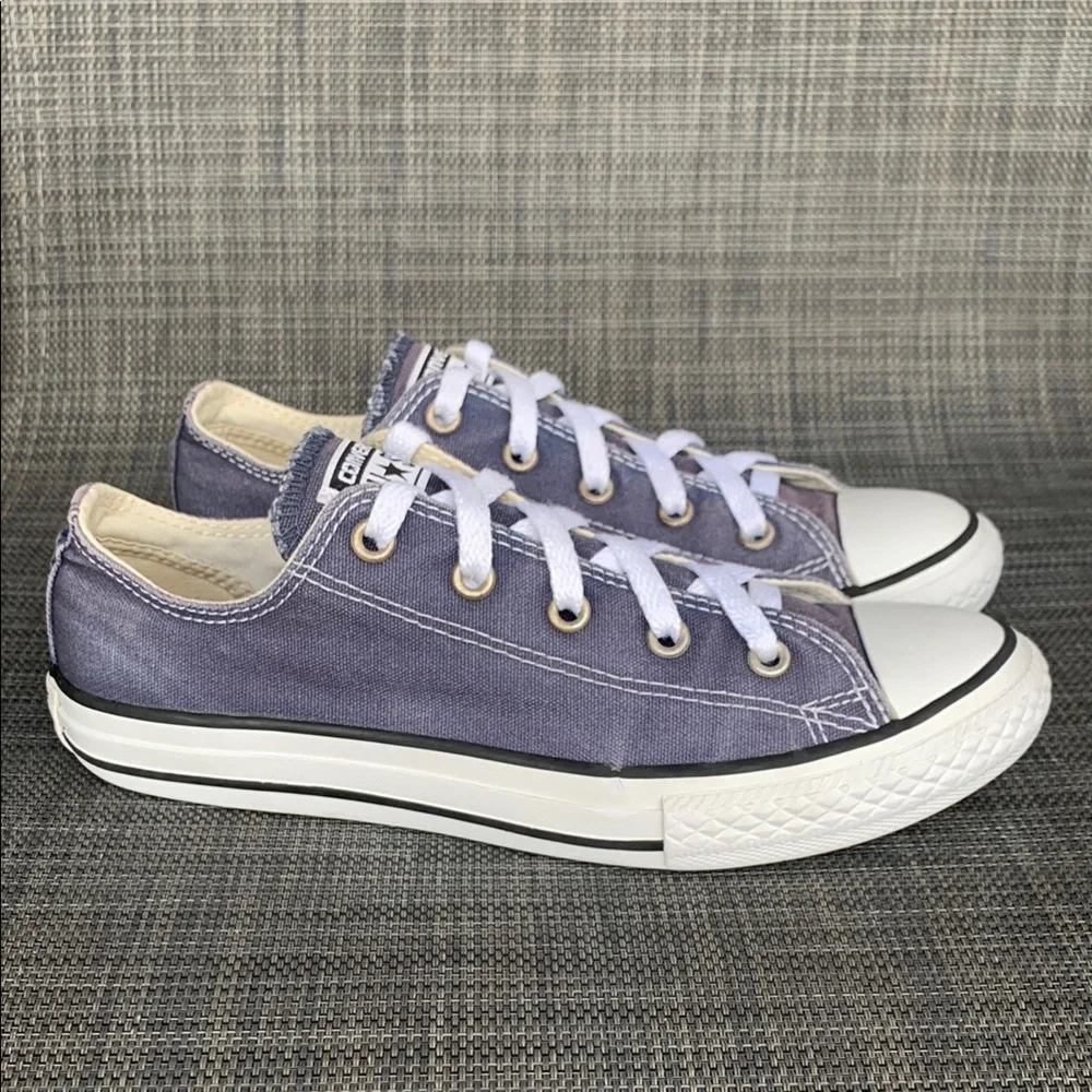 Converse Chuck Taylor All Star Classic Low top Blue Sneakers youth kids size 3